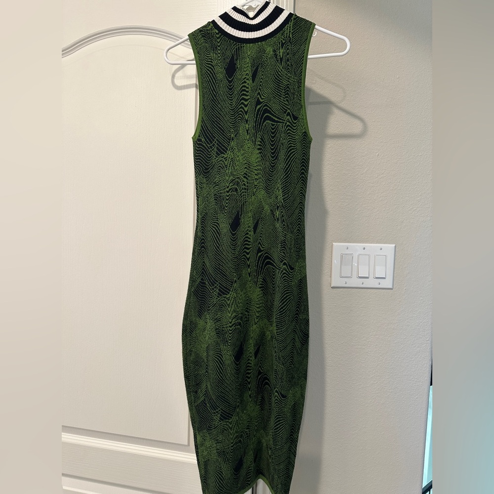 Green Patterned Sleeveless Dress